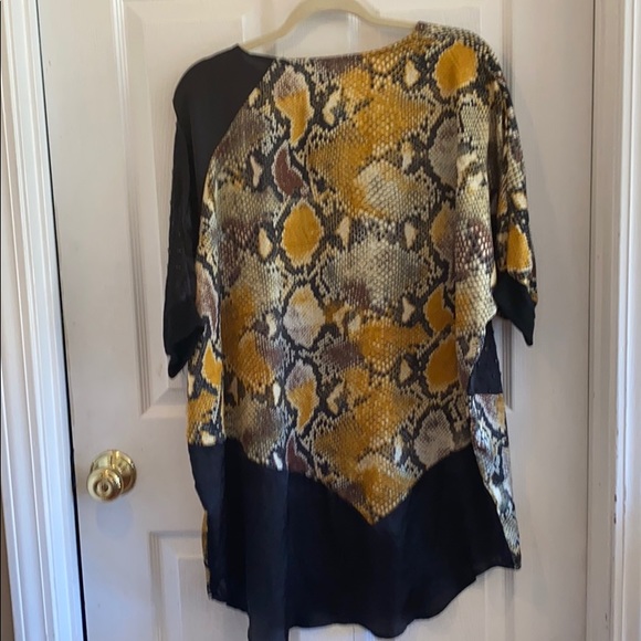Simply Couture L NWT Animal print tunic top - Picture 6 of 9
